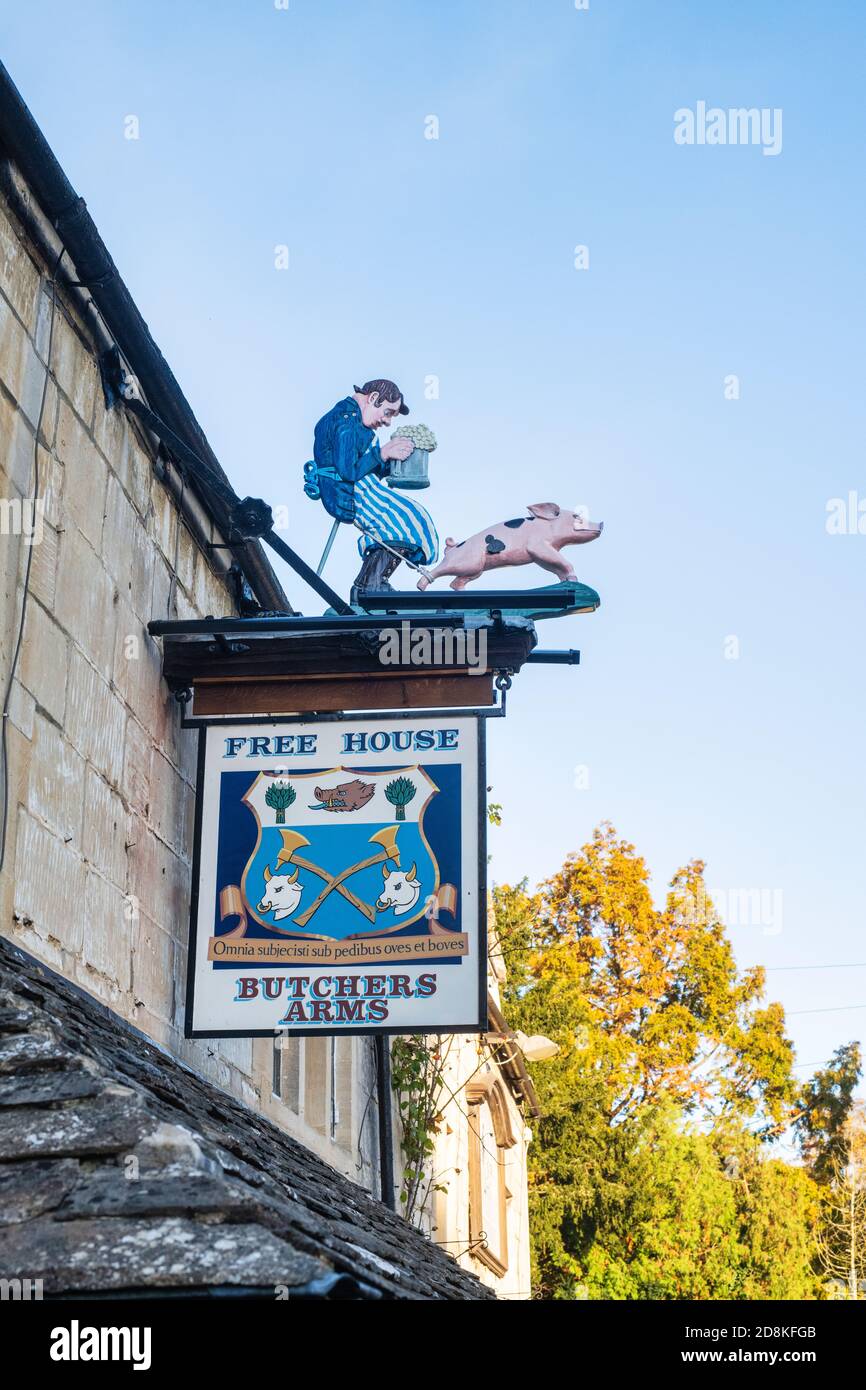 Cartello Butchers Arms pub. Sheepscombe, Cotswolds, Gloucestershire, Inghilterra Foto Stock