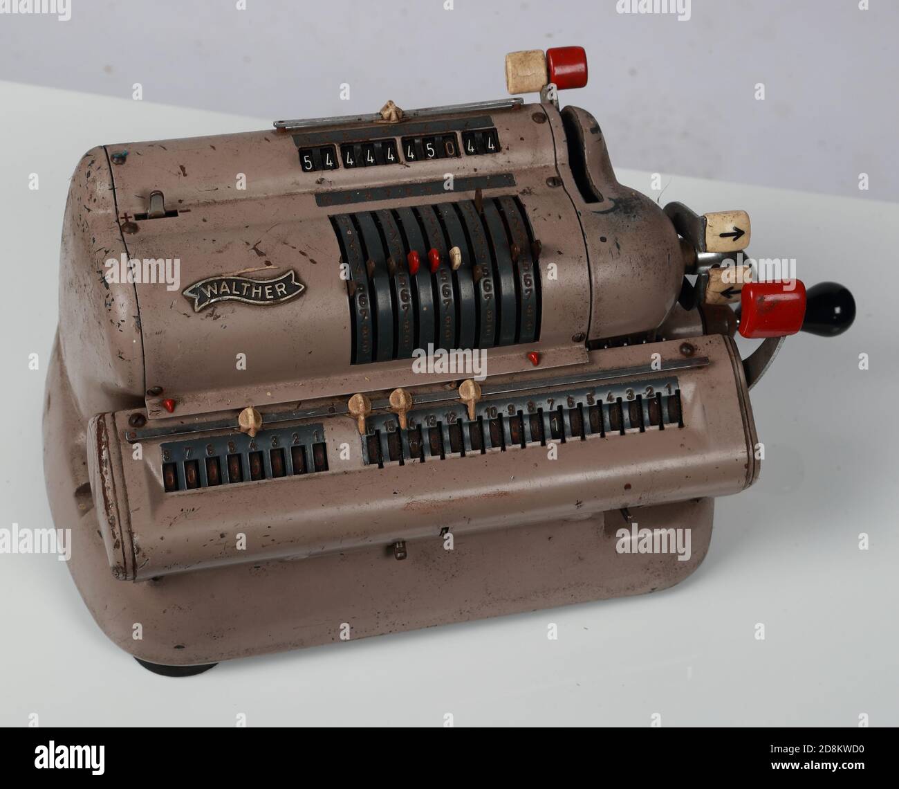 Macchina di calcolo meccanica marrone German Walther Foto Stock