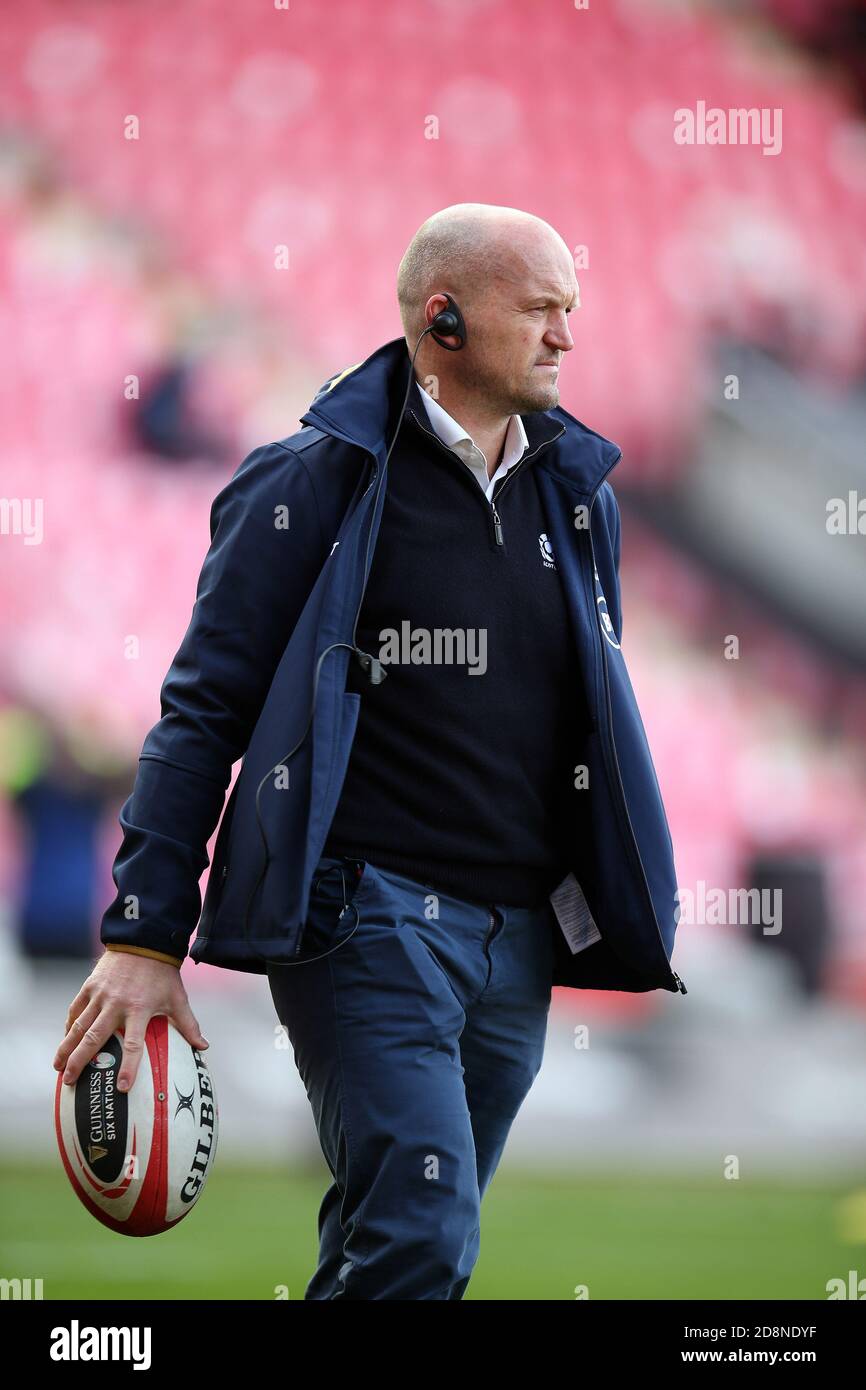 Llanelli, Regno Unito. 31 Ott 2020. Gregor Townsend, il capo allenatore del rugby scozzese guarda avanti. Partita di campionato Guinness Six Nations 2020, Galles contro Scozia al Parc Y Scarlets di Llanelli, Galles del Sud, sabato 31 ottobre 2020. Questa immagine può essere utilizzata solo per scopi editoriali. Solo per uso editoriale, foto di Andrew Orchard/Andrew Orchard sports photography/Alamy Live news Credit: Andrew Orchard sports photography/Alamy Live News Foto Stock