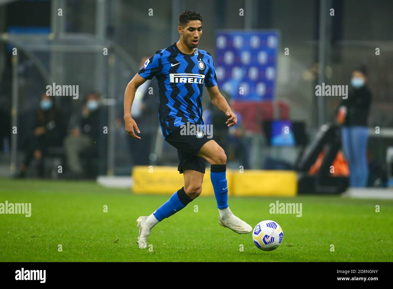 Stadio Giuseppe Meazza San Siro, milano, Italia, 31 Ott 2020, Achraf Hakimi (FC Inter) durante FC Internazionale vs Parma Calcio 1913, Calcio italiano Serie A match - Credit: LM/Luca Rossini/Alamy Live News Foto Stock