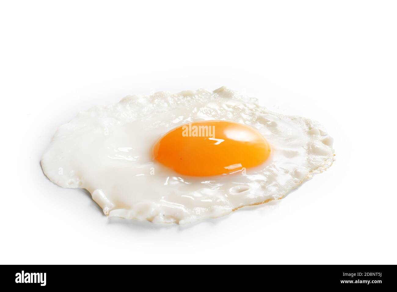 uova fritte isolate su sfondo bianco, colazione, uova Foto Stock
