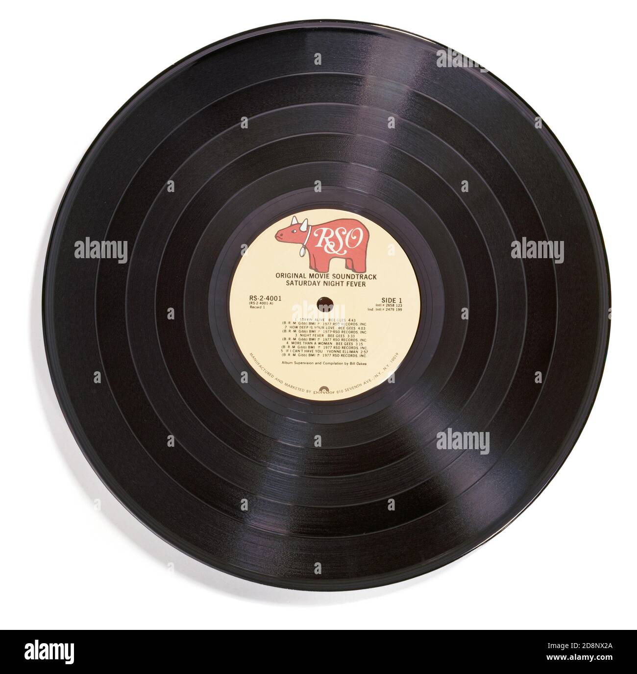 Colonna sonora originale del film Saturday Night Fever su disco in vinile fotografato su sfondo bianco. Foto Stock