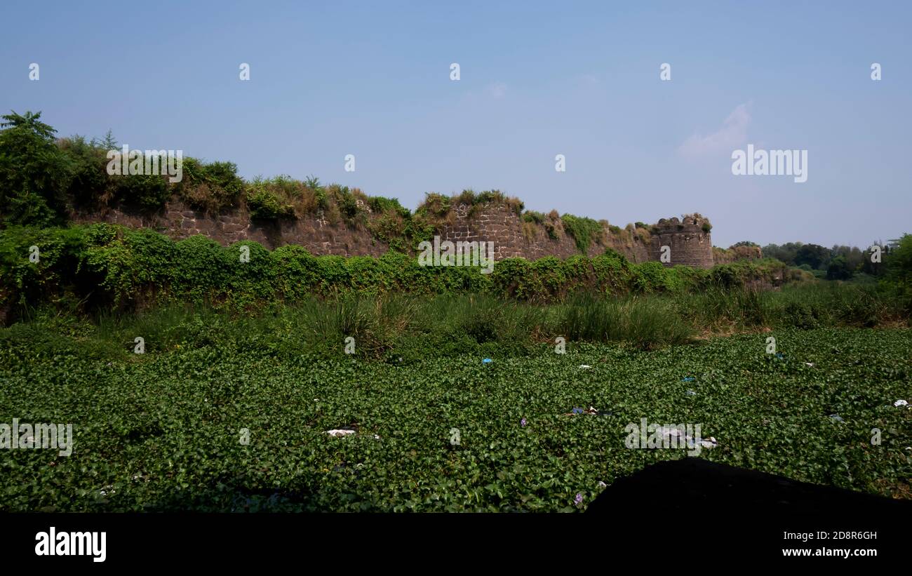 Una lunga vista di Kalaburagi (14 ° secolo) forte, Kalaburagi, Karnataka/India-Ottobre, 30.2020 Foto Stock