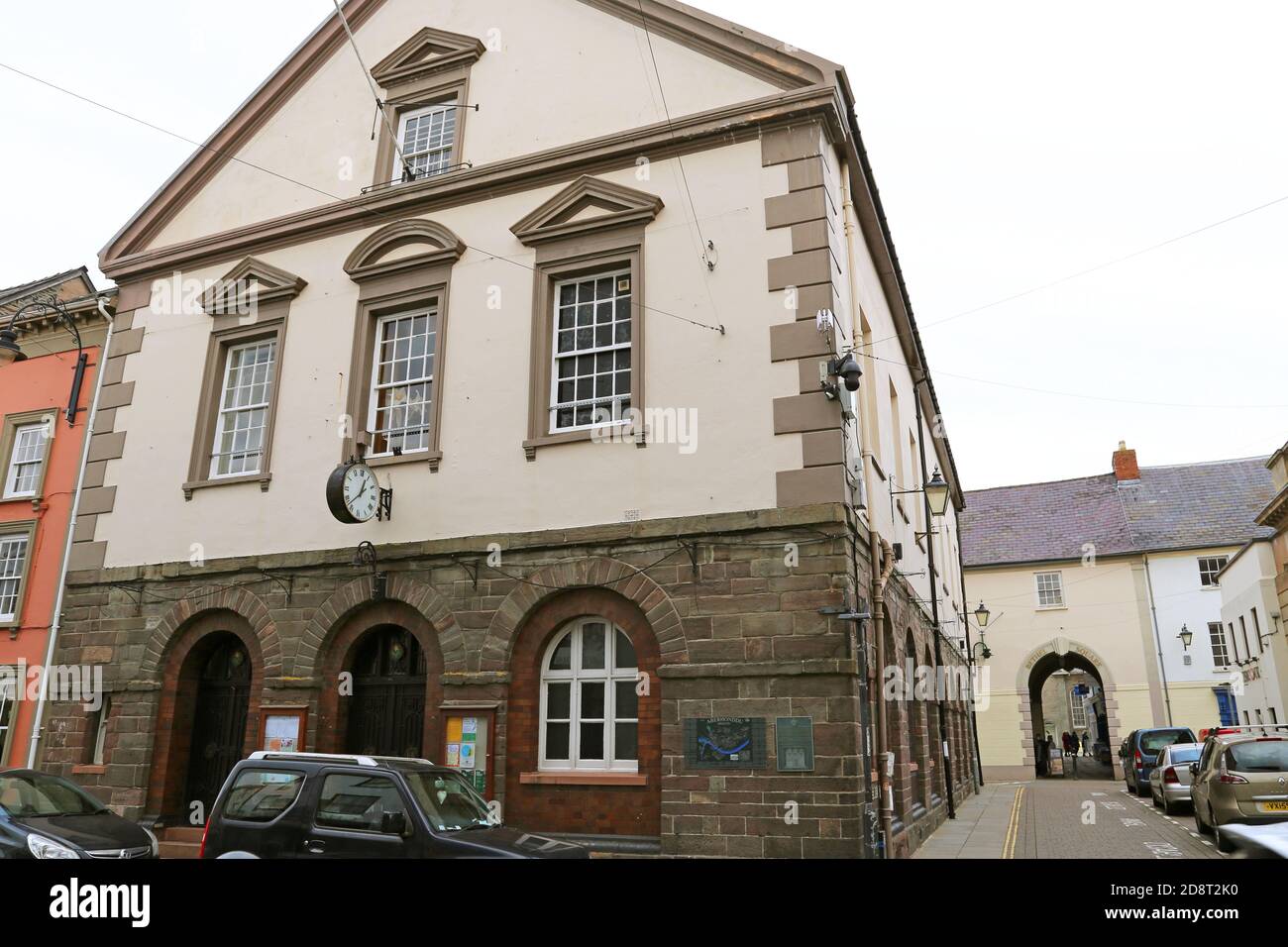 Guildhall, High Street, Brecon, Brecknockshire, Powys, Galles, Gran Bretagna, Regno Unito, Regno Unito, Europa Foto Stock