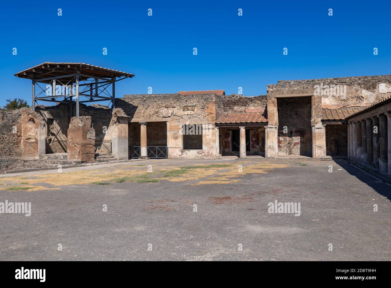 Palestra (palaestra), palestra cortile delle Terme Stabiane nell'antica città di Pompei, Campania, Italia Foto Stock