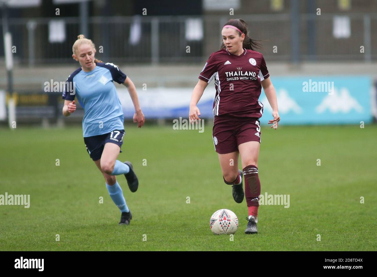 Dartford, Regno Unito. 11 Gennaio 2020. Samantha Tierney (Leicester City) controlla la palla durante la partita fa Women's Super League 2 tra London City e Leicester City al Princes Park di Dartford. FEDERICO GUERRA MARANESI/SPP Credit: SPP Sport Press Photo. /Alamy Live News Foto Stock
