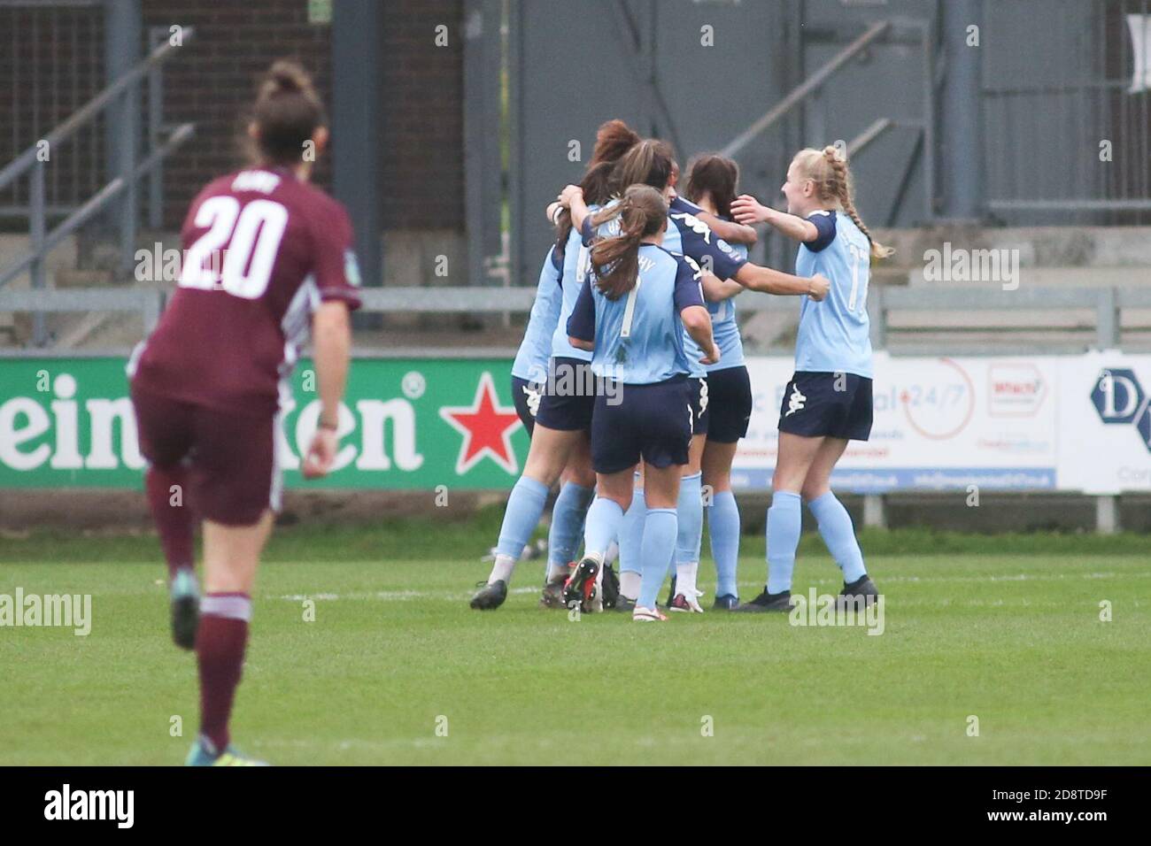 Dartford, Regno Unito. 11 Gennaio 2020. La squadra di London City festeggia dopo aver segnato la partita fa Women's Super League 2 tra London City e Leicester City al Princes Park di Dartford. FEDERICO GUERRA MARANESI/SPP Credit: SPP Sport Press Photo. /Alamy Live News Foto Stock