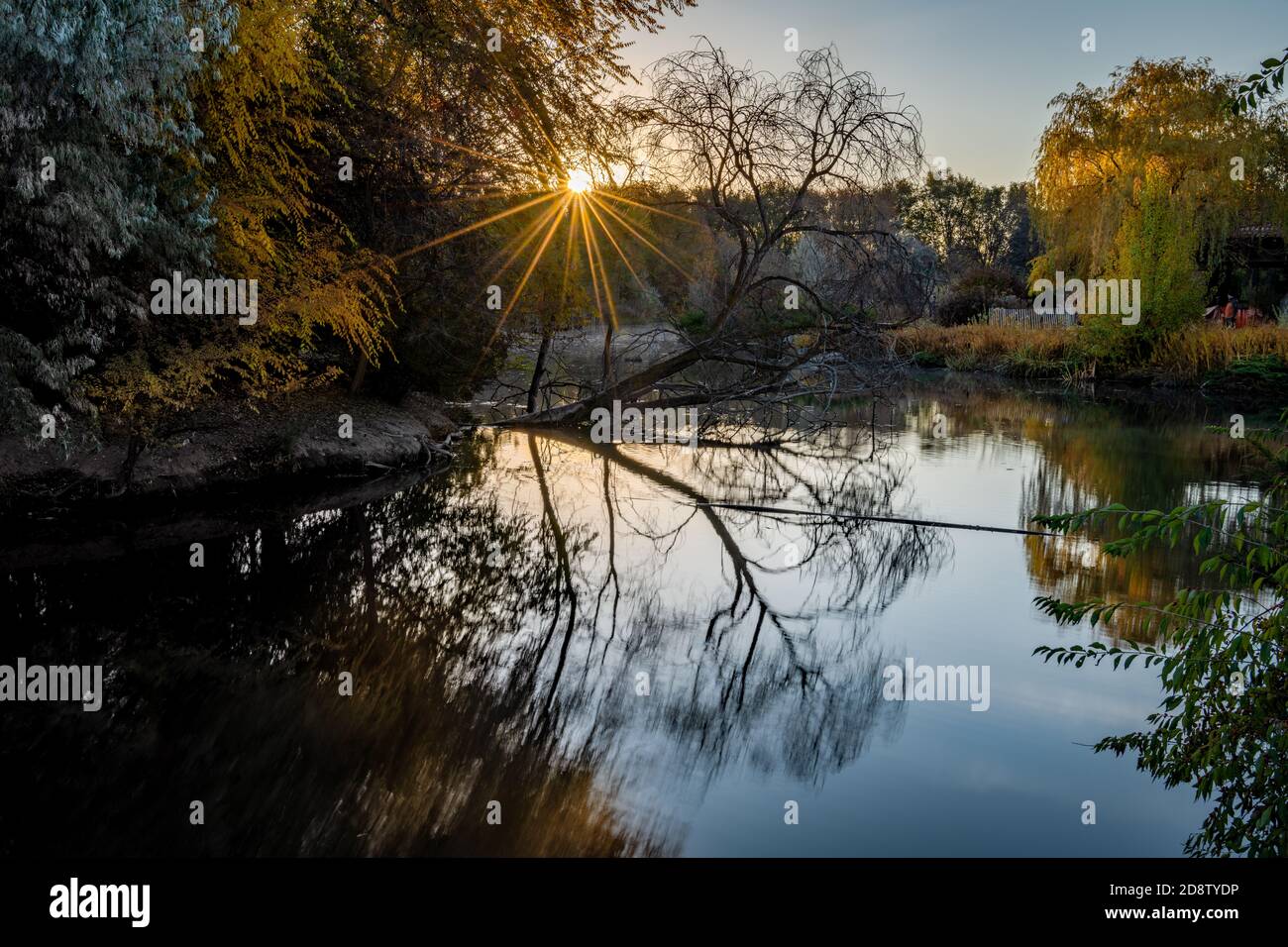 Alba autunnale a Boise City Pack con un sole stella Foto Stock
