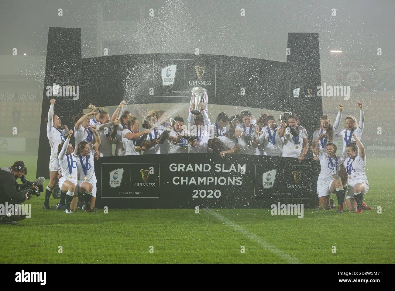 Stadio Sergio Lanfranchi, parma, Italia, 01 Nov 2020, Inghilterra festeggia la vittoria nelle sei Nazioni 2020 durante le Donne 2020 - Italia vs Inghilterra, Rugby Six Nations match - Credit: LM/Massimiliano Carnabuci/Alamy Live News Foto Stock