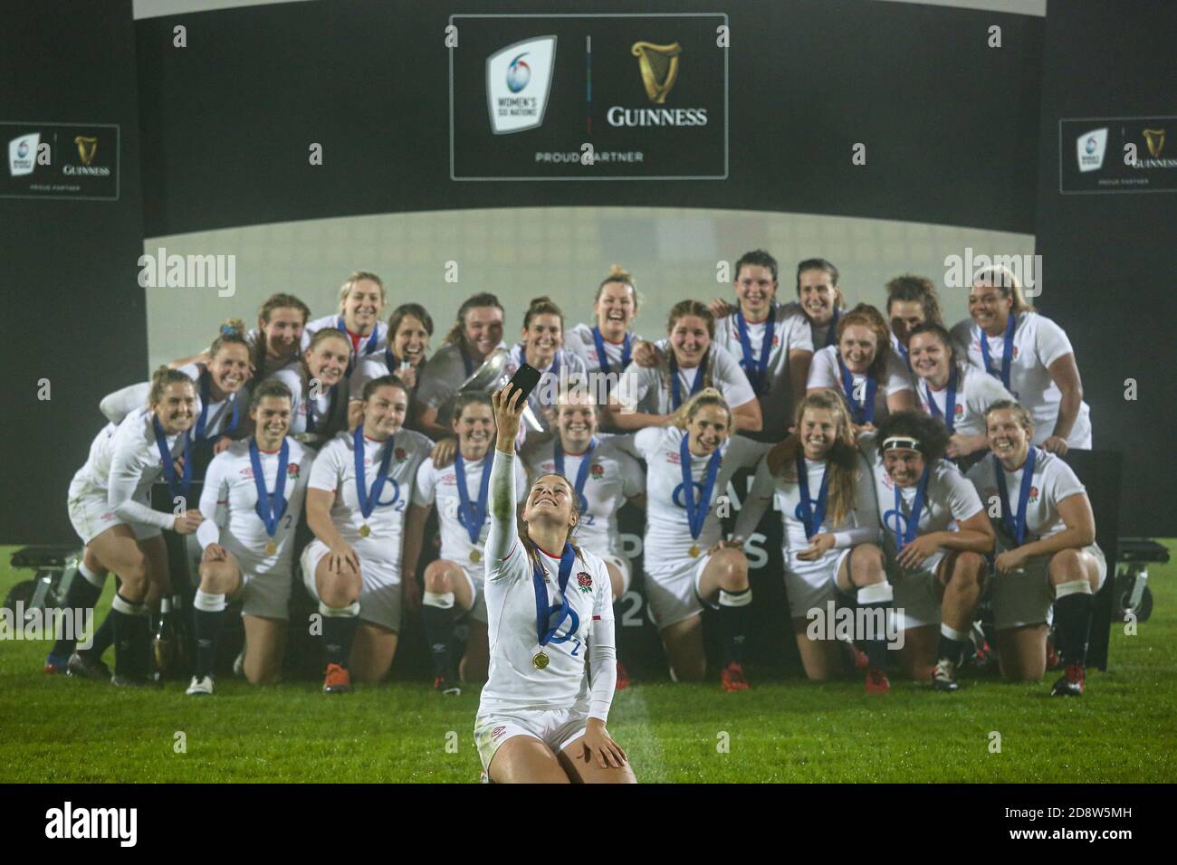 Sergio Lanfranchi Stadium, parma, Italia, 01 Nov 2020, Inghilterra festeggia la vittoria nelle sei Nazioni 2020 con un selfie durante le Donne 2020 - Italia vs Inghilterra, Rugby Six Nations match - Credit: LM/Massimiliano Carnabuci/Alamy Live News Foto Stock