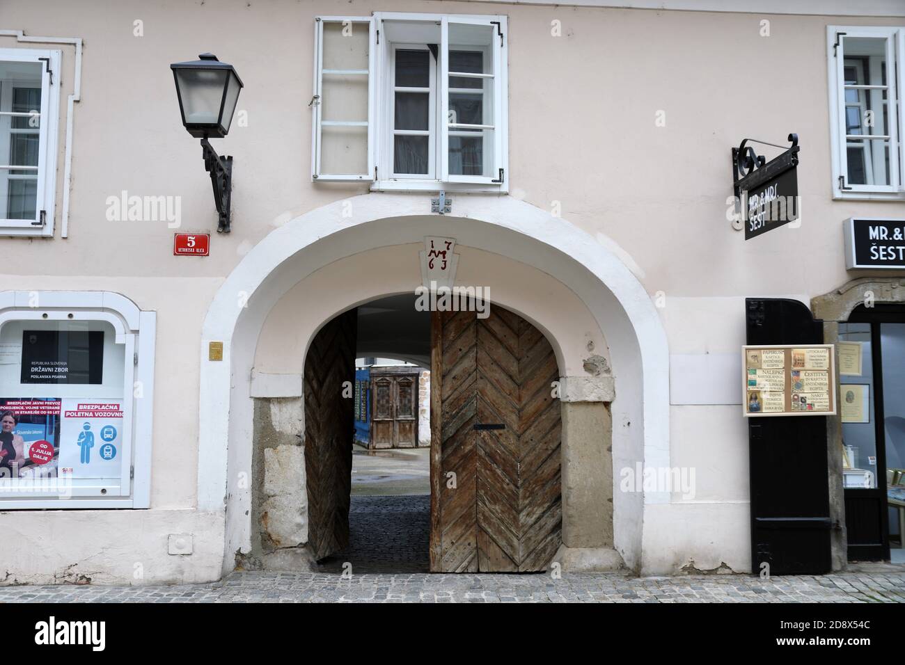 Architettura storica a Maribor nella Slovenia orientale Foto Stock