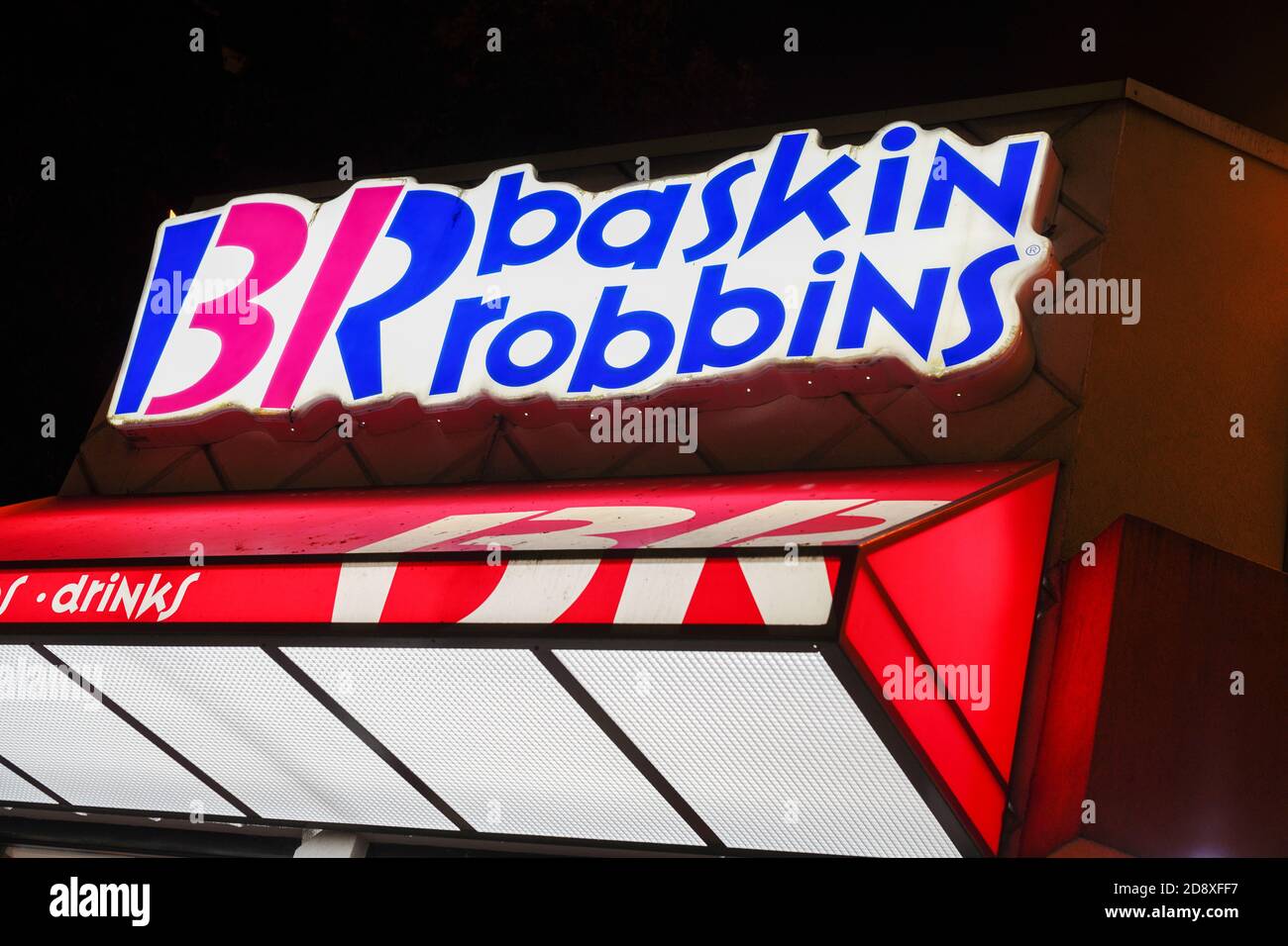 Baskin' Robbins segno visto al loro Woodside, Queens store. Dunkin Donuts / Baskin Robbins è stato acquistato da Inspire marchi che possiedono Buffalo Wild Wings e Arby's. Foto Stock