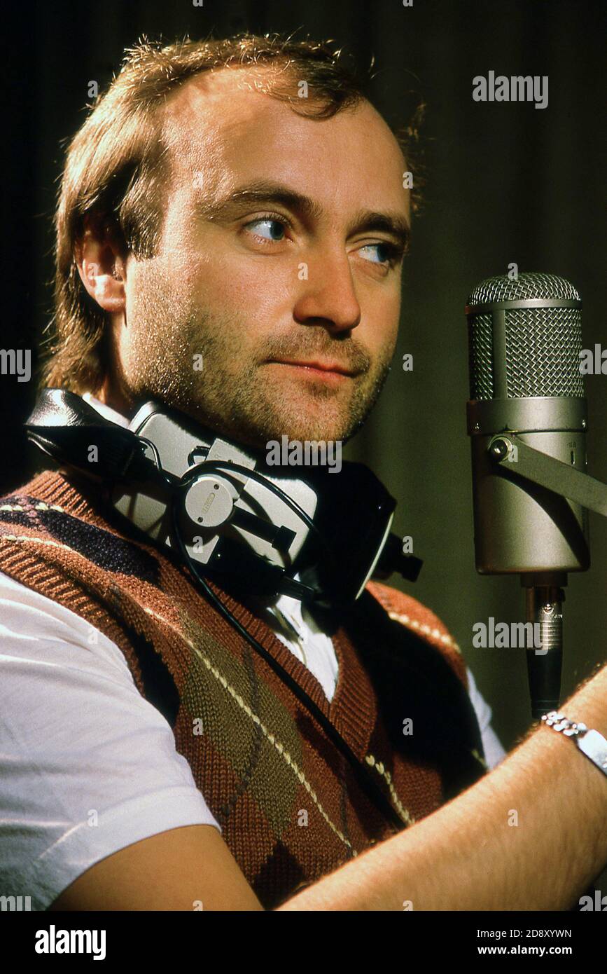 Phil Collins a casa in Surrey Regno Unito 1984 Foto Stock