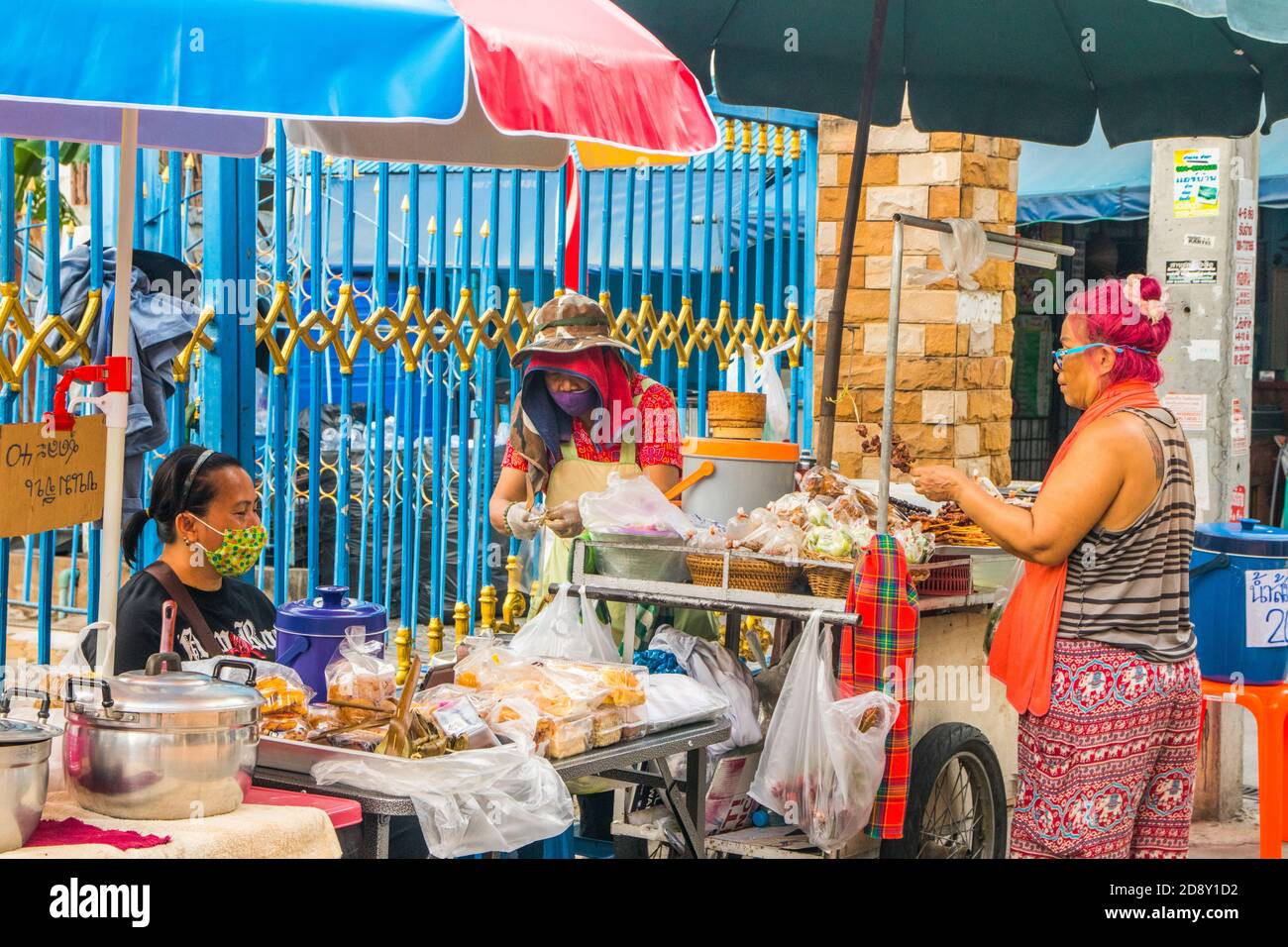 vita di strada a Pattaya soi buakhao Foto Stock