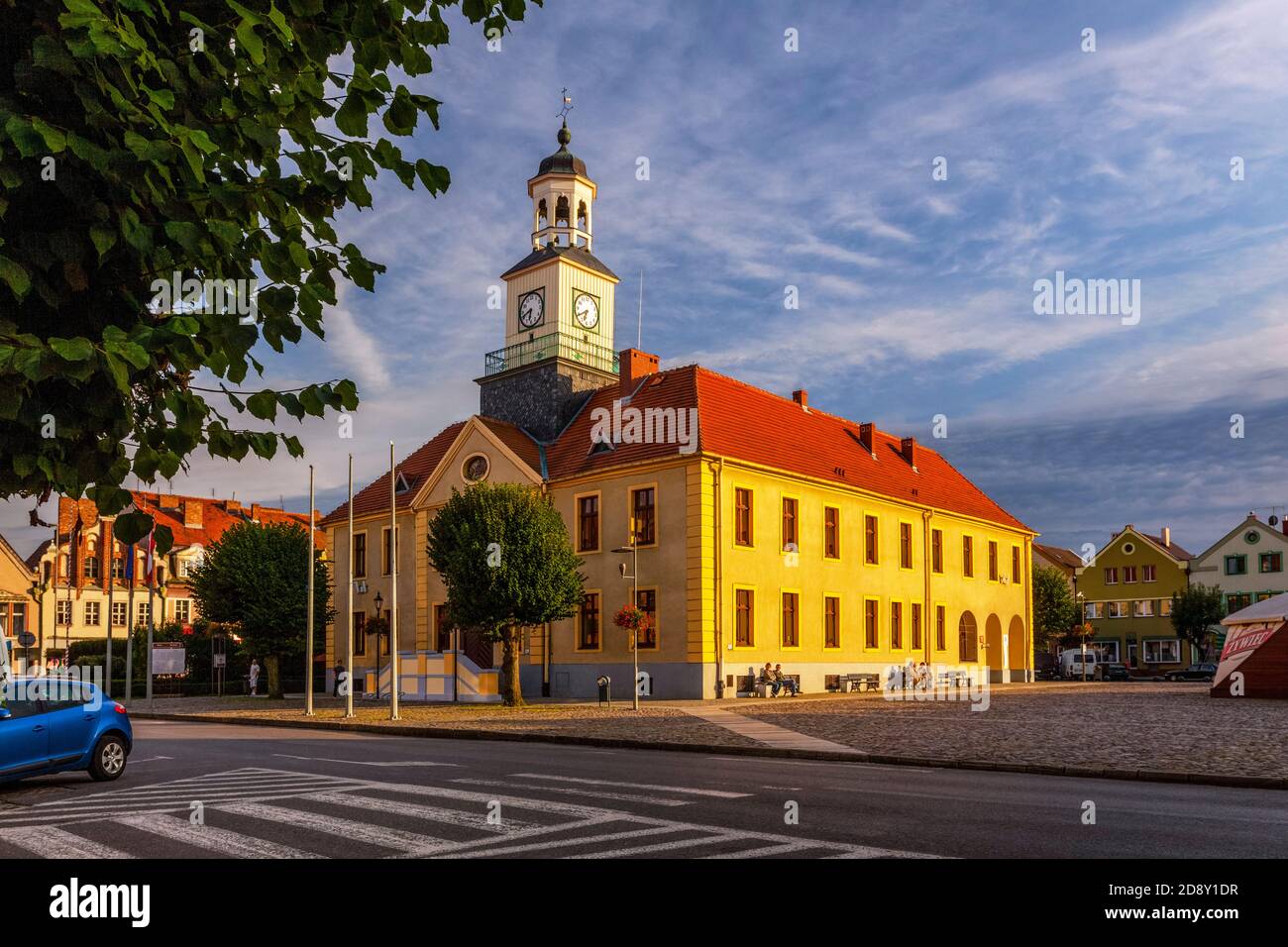 Municipio classicista, Trzebiatow, Pomerania Occidentale, Polonia Foto Stock