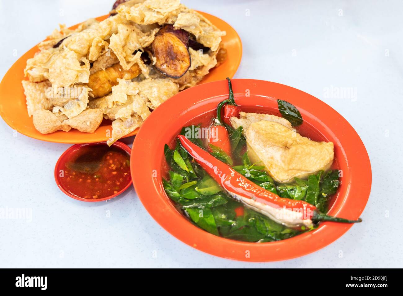 Yong Tau fu, popolare cibo cinese Hakka in Malesia Foto Stock