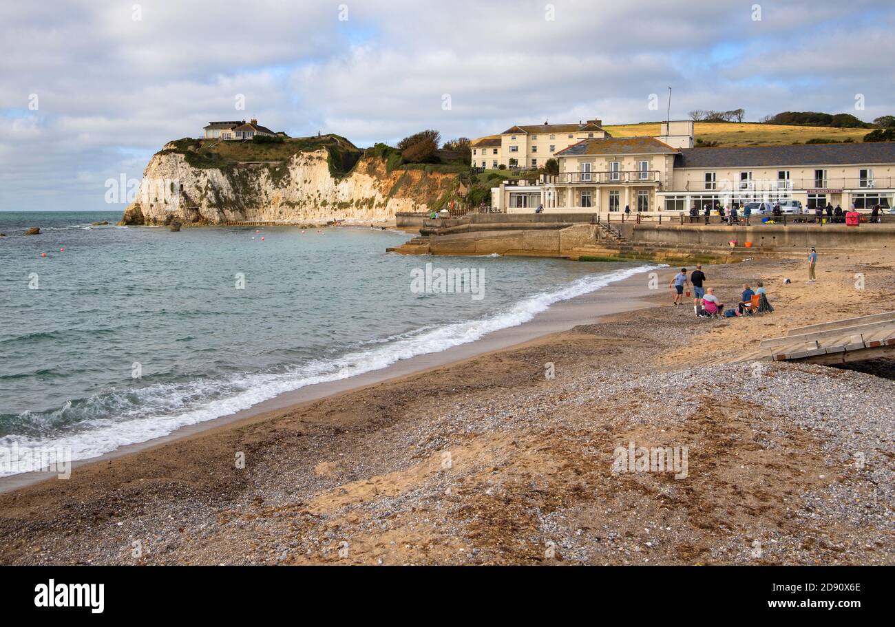 la spiaggia presso la baia di acqua dolce sull'isola di wight Foto Stock