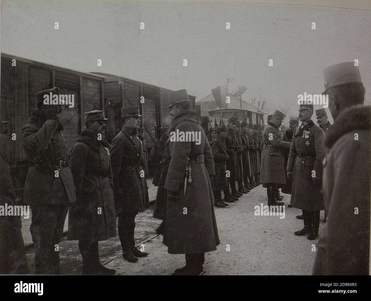 Kaiser Karl I. in Ozhydiv, 9.12.1917. Im Gespräch mit sowie Verkauf von Dienstleistungen im Bereich im Bereich, im Bereich, im Bereich, im Bereich, im Bereich, Böhm-Ermolli Foto Stock