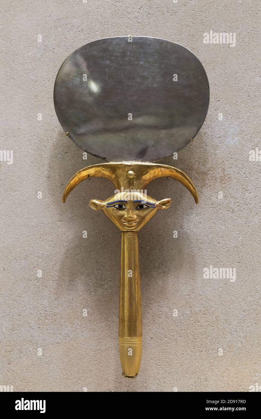 Specchio, regno di Thutmosi III, Metropolitan Museum of Art, Manhattan, New York City, Stati Uniti d'America, America del Nord Foto Stock