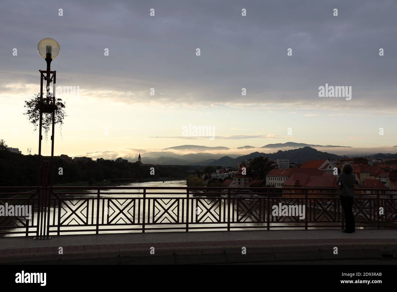 Città di Maribor sul fiume Drava in Slovenia Foto Stock