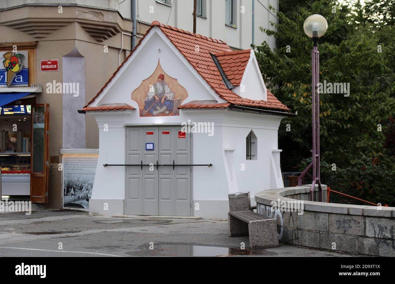 Revolution Square sulla riva destra del fiume Drava A Maribor Foto Stock