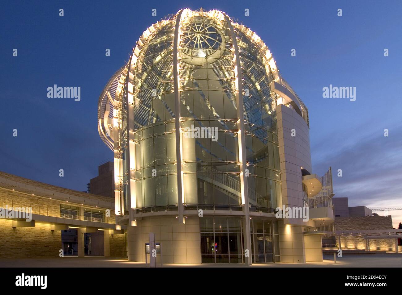 Vista notturna della rotonda al Municipio di San Jose Foto Stock