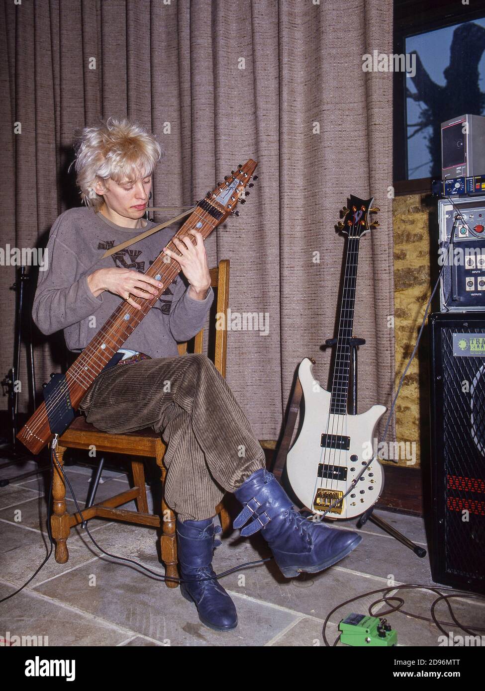 La teen pop band inglese Kajagoogoo registra il loro secondo album Islands presso gli studi di registrazione Manor di Oxforshire. Foto Stock