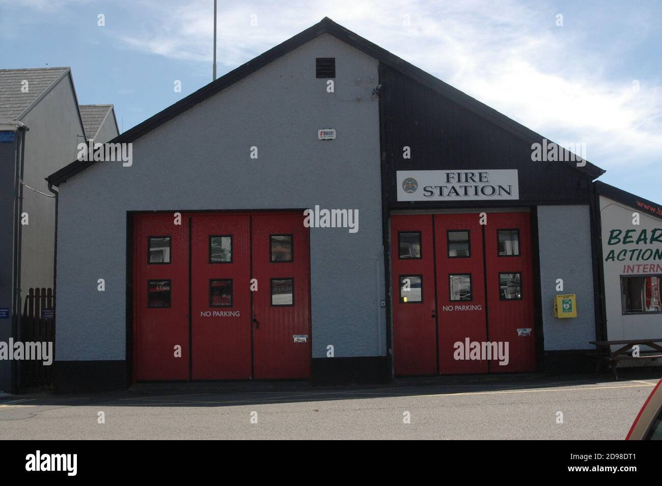 Stazione dei vigili del fuoco di Castletownbere, The Square, Castletownbere, West Cork, Irlanda con Copy-Space Foto Stock