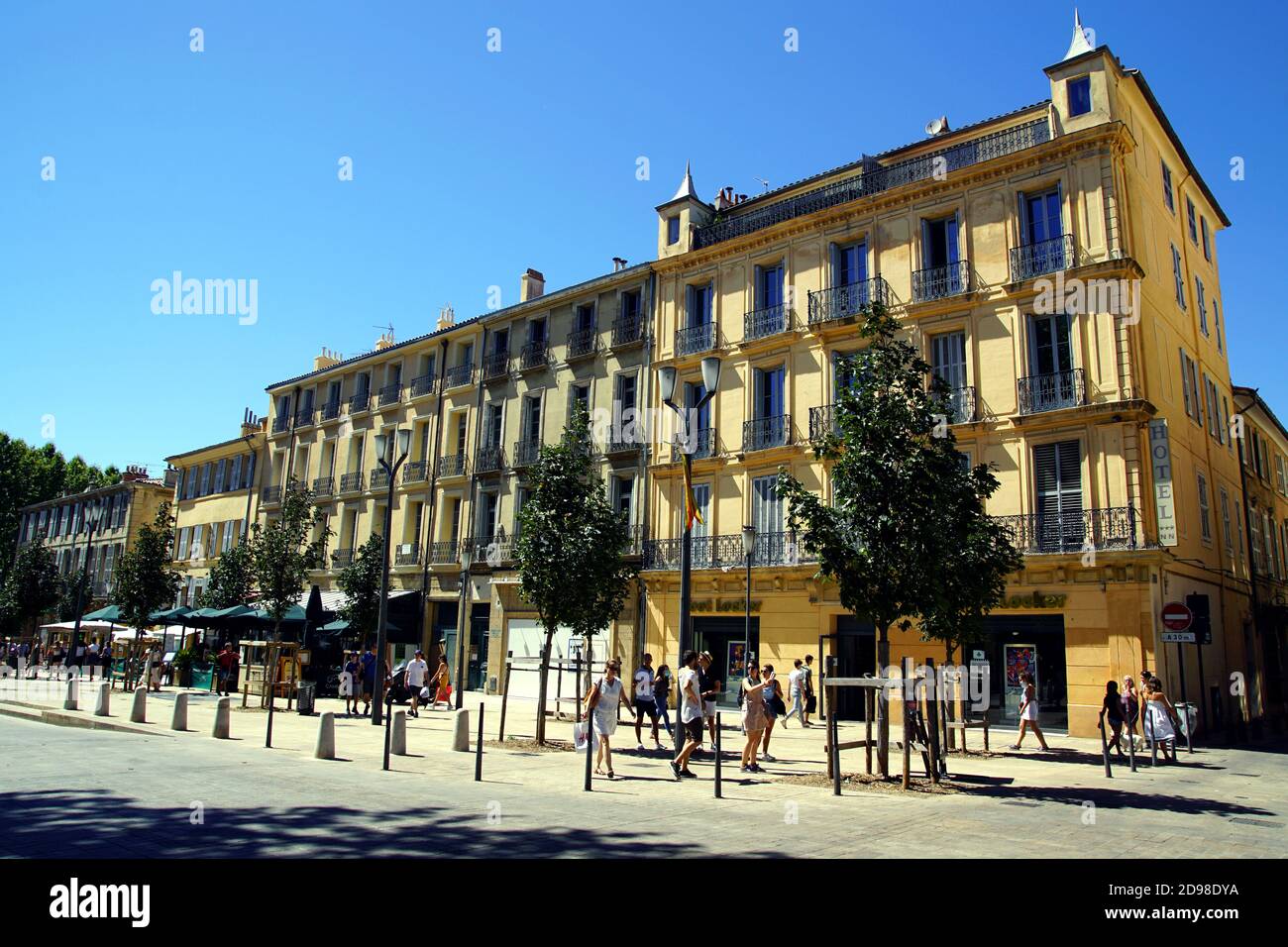 Il 'Cours Mirabeau' a Aix-en-Provence, Francia Foto Stock