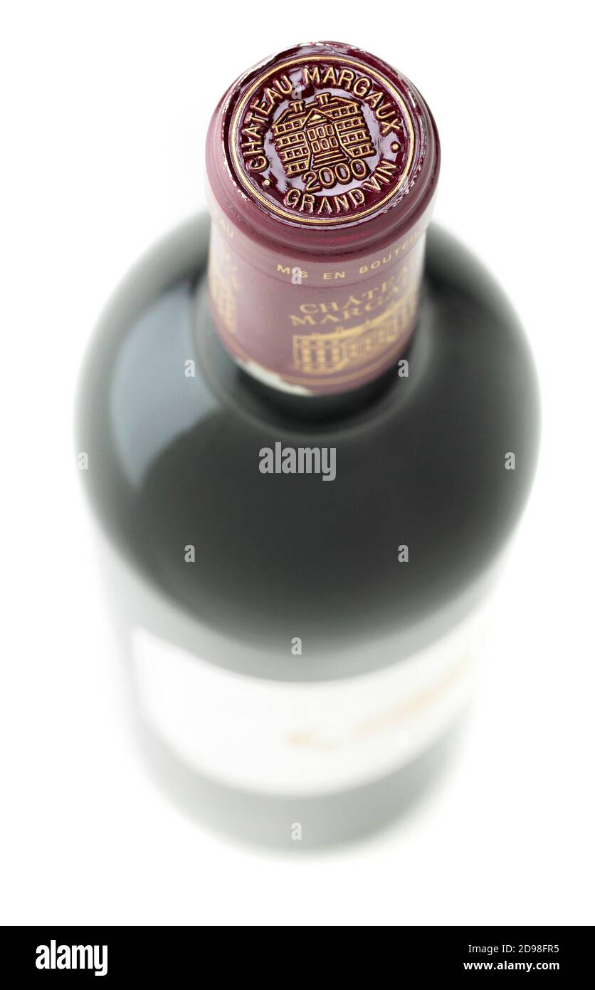 Tappo per bottiglia di vino con sigillo di marca fotografato su un bianco sfondo Foto Stock