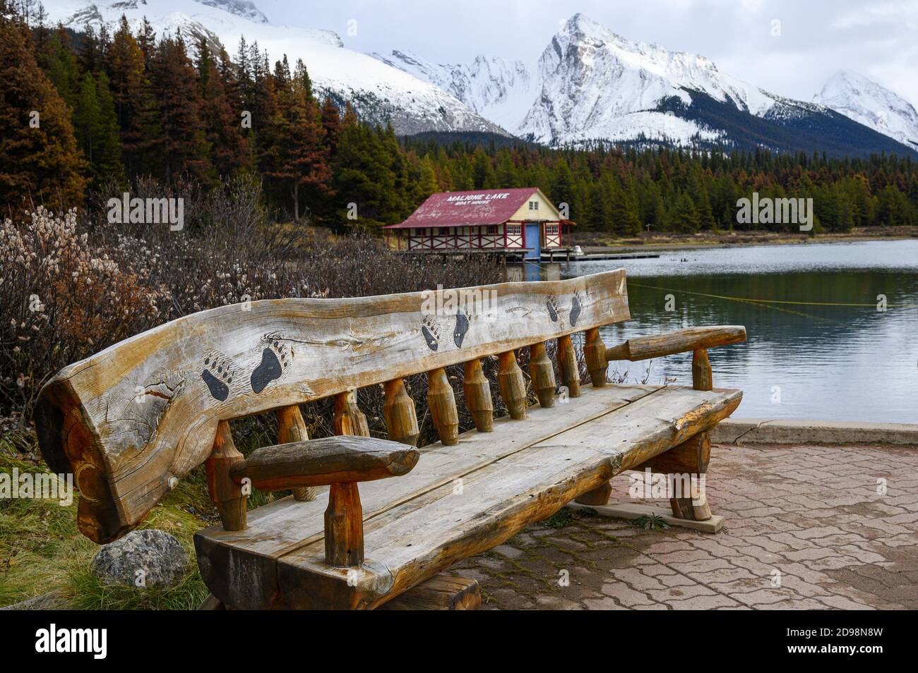 Lago Maligne e casa barca nel Jasper National Park Foto Stock