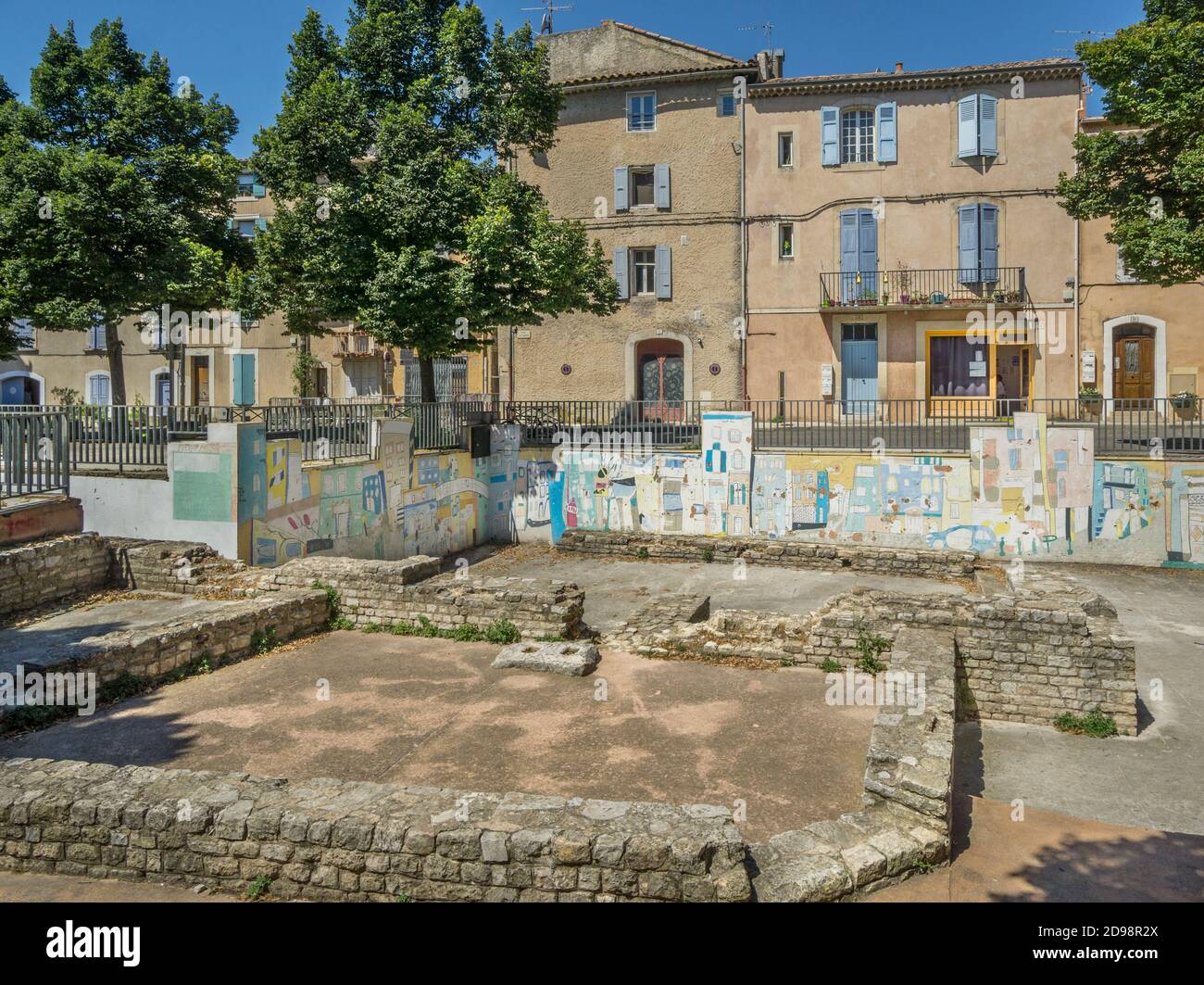 Scavi archeologici di Apt Forum a Place Jean Jaurès in Apt, Luberon, un centro di vita pubblica in epoca gallo-romana, dipartimento Vaucluse, dimostrato Foto Stock