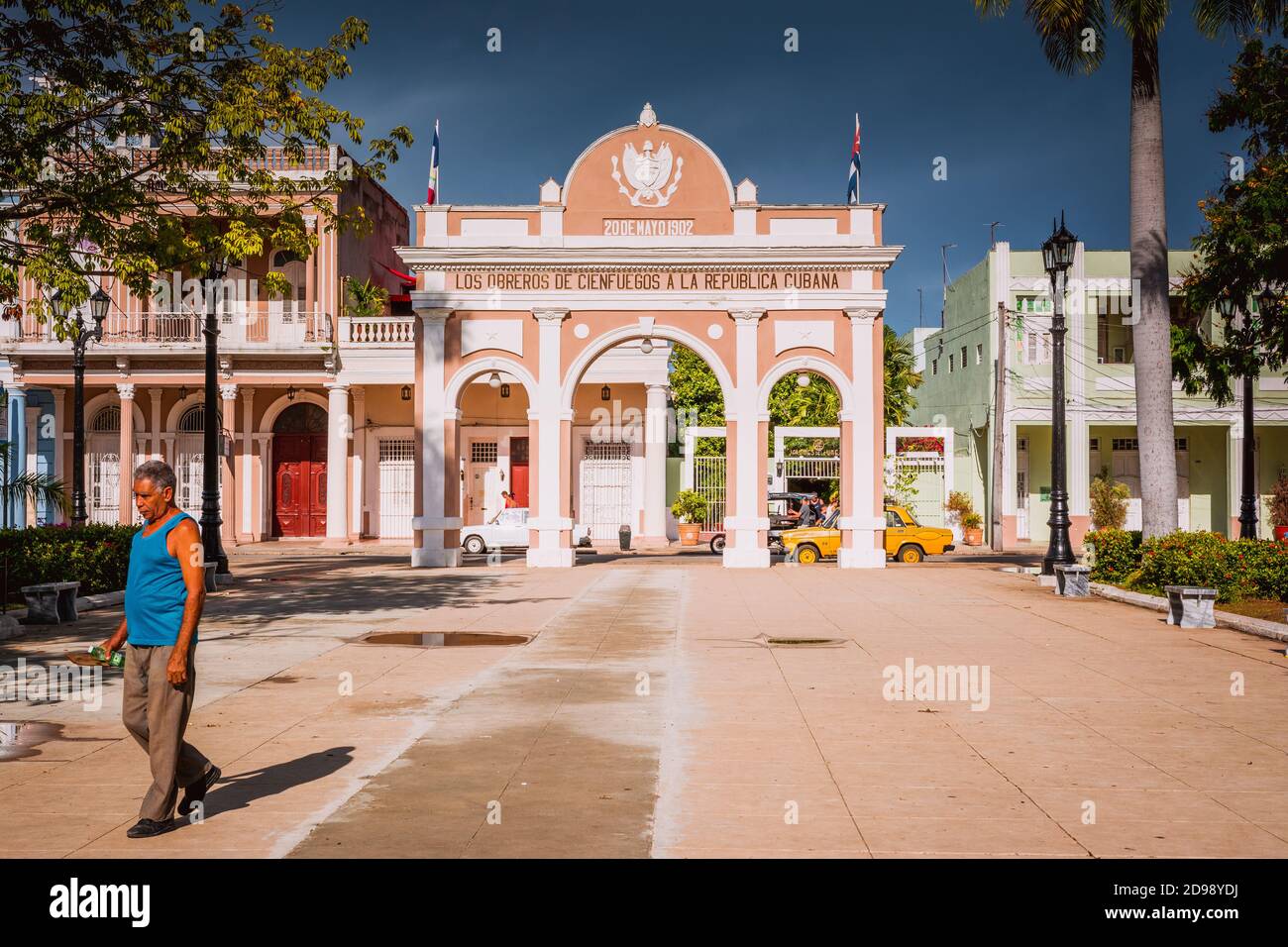 Arco di trionfo, unico a Cuba, al Parco Jose Marti. Cienfuegos, Cuba, America Latina e Caraibi Foto Stock