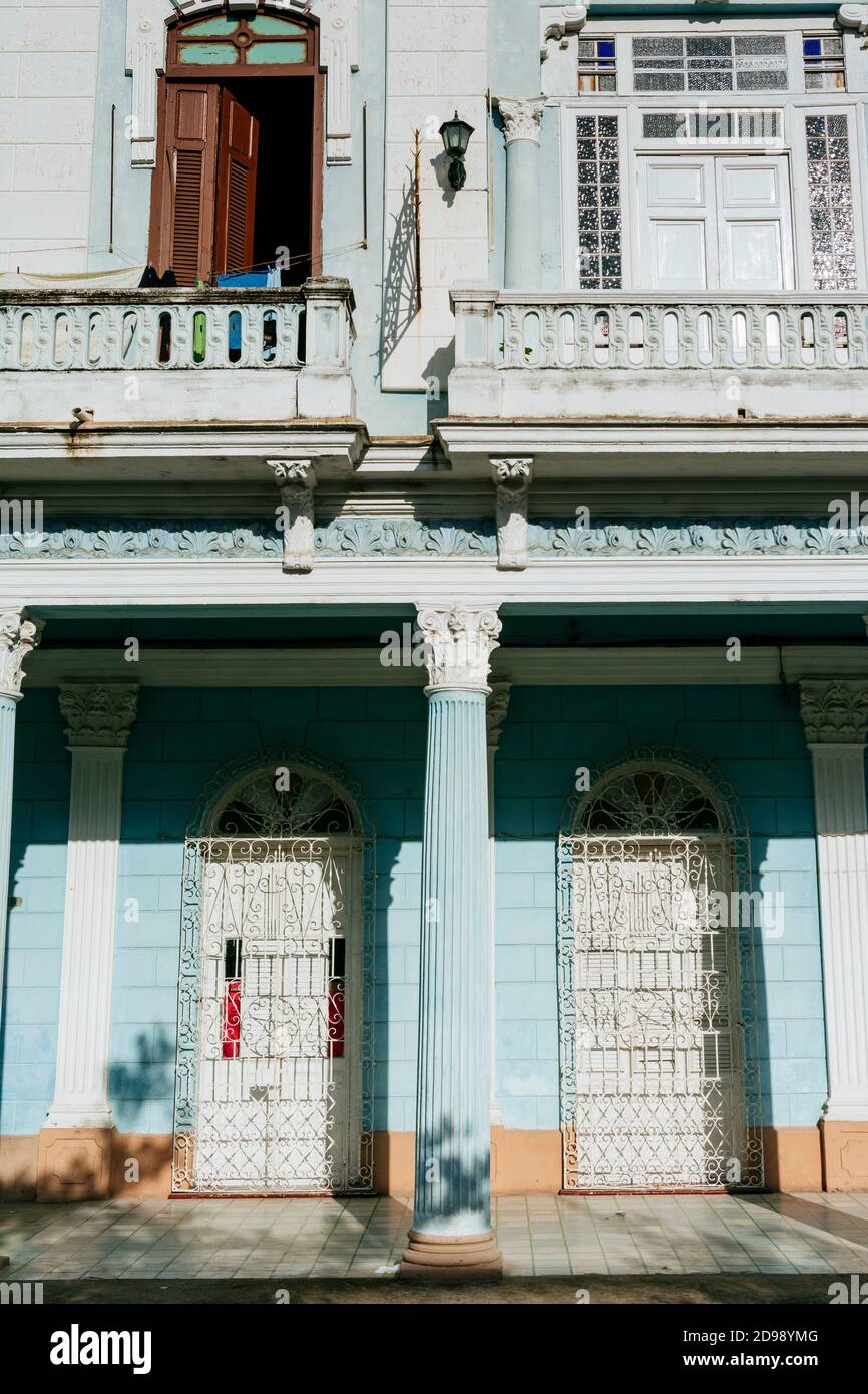 Paseo El Prado a Cienfuegos, splendido viale con edifici in stile coloniale. Cienfuegos, Cuba, America Latina e Caraibi Foto Stock