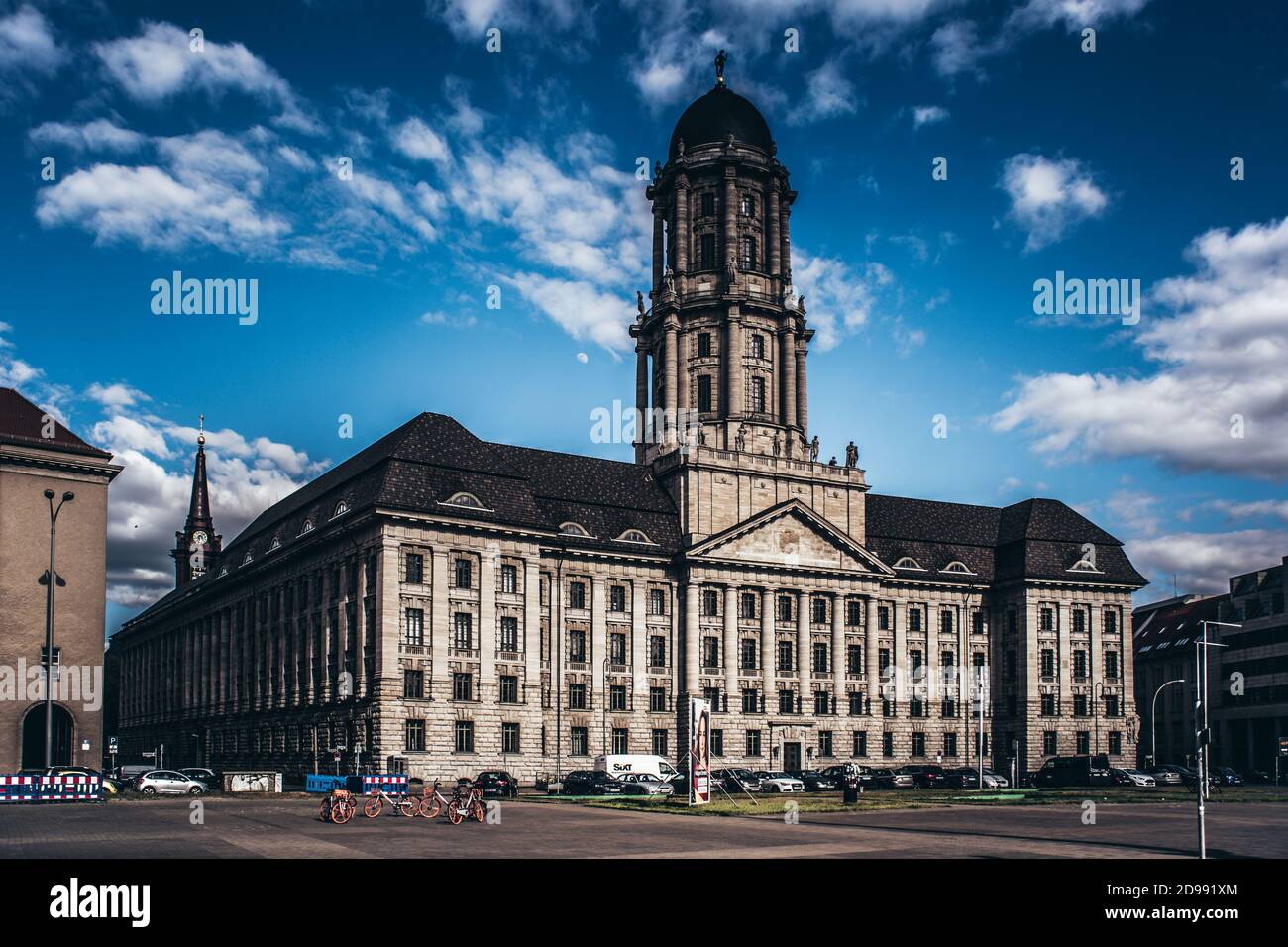 Berlino, Germania / 14 maggio 2019: Edificio principale di Altes Stadthaus, un ex edificio amministrativo di Berlino, attualmente utilizzato dal Senato Foto Stock