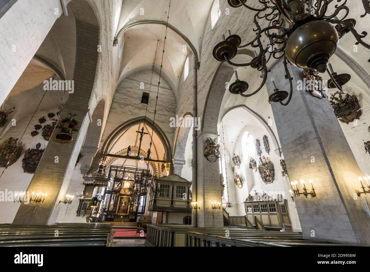 Tallinn, Estonia. All'interno della Cattedrale di Santa Maria o Toomkirik, una chiesa della cattedrale evangelica luterana estone situata sulla collina di Toompea Foto Stock