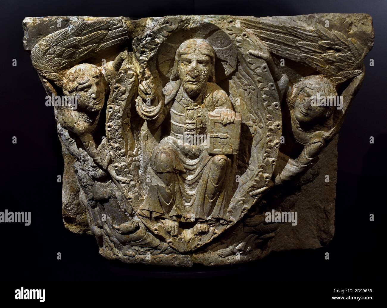 Capitales de la Igelesia del Monasterio - Capitole romaniche della Chiesa del Monastero (Aguilar de Campoo) Palencia. Spagna, Spagnolo, Capitoli in architettura la capitale (dal latino caput, o 'capo') o capitello forma il membro più in alto di una colonna (o un pilaster). Foto Stock