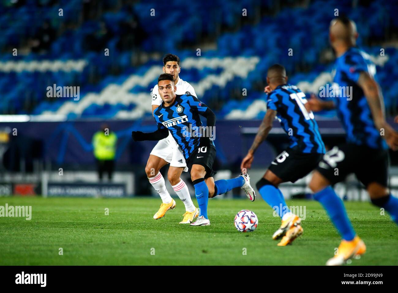 Madrid, Spagna. 03 Nov 2020. Lautaro Martinez di Inter in azione durante la UEFA Champions League, Group Stage, Gruppo B partita di calcio tra Real Madrid CF e FC Internazionale il 3 novembre 2020 allo stadio Alfredo di Stefano di Valdebebas vicino Madrid, Spagna - Foto Oscar J Barroso / Spagna DPPI / DPPI Credit: LM/DPPI/Oscar Barroso/Alamy Live News Credit: Gruppo Editoriale LiveMedia/Alamy Live News Foto Stock