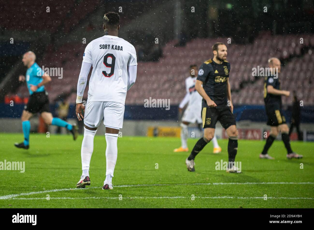 Herning, Danimarca. 03 Nov 2020. Sory Kaba (9) del FC Midtjylland visto durante la partita della UEFA Champions League tra il FC Midtjylland e Ajax Amsterdam nel gruppo D alla MCH Arena di Herning. (Photo Credit: Gonzales Photo/Alamy Live News Foto Stock