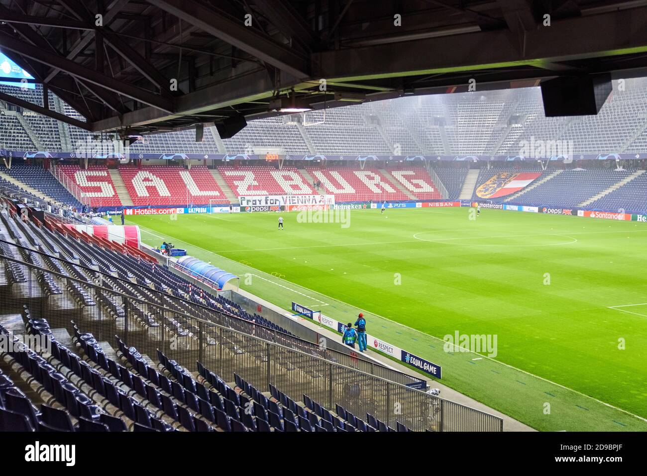 Red Bull Arena Salzburg all'interno della partita FC SALZBURG - FC BAYERN MUENCHEN 2-6 di calcio UEFA Champions League nella stagione 2020/2021 a Salisburgo, Austria, 3 novembre 2020. © Peter Schatz / Alamy Live News importante: Agenzie di stampa nazionali e internazionali SOLO per uso editoriale Foto Stock