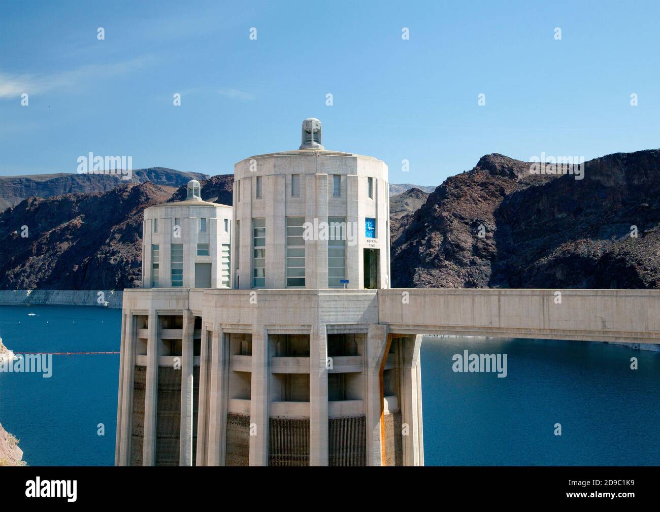 Marzo 2012. La Torre di entrata Occidentale presso la Diga di Hoover Foto Stock