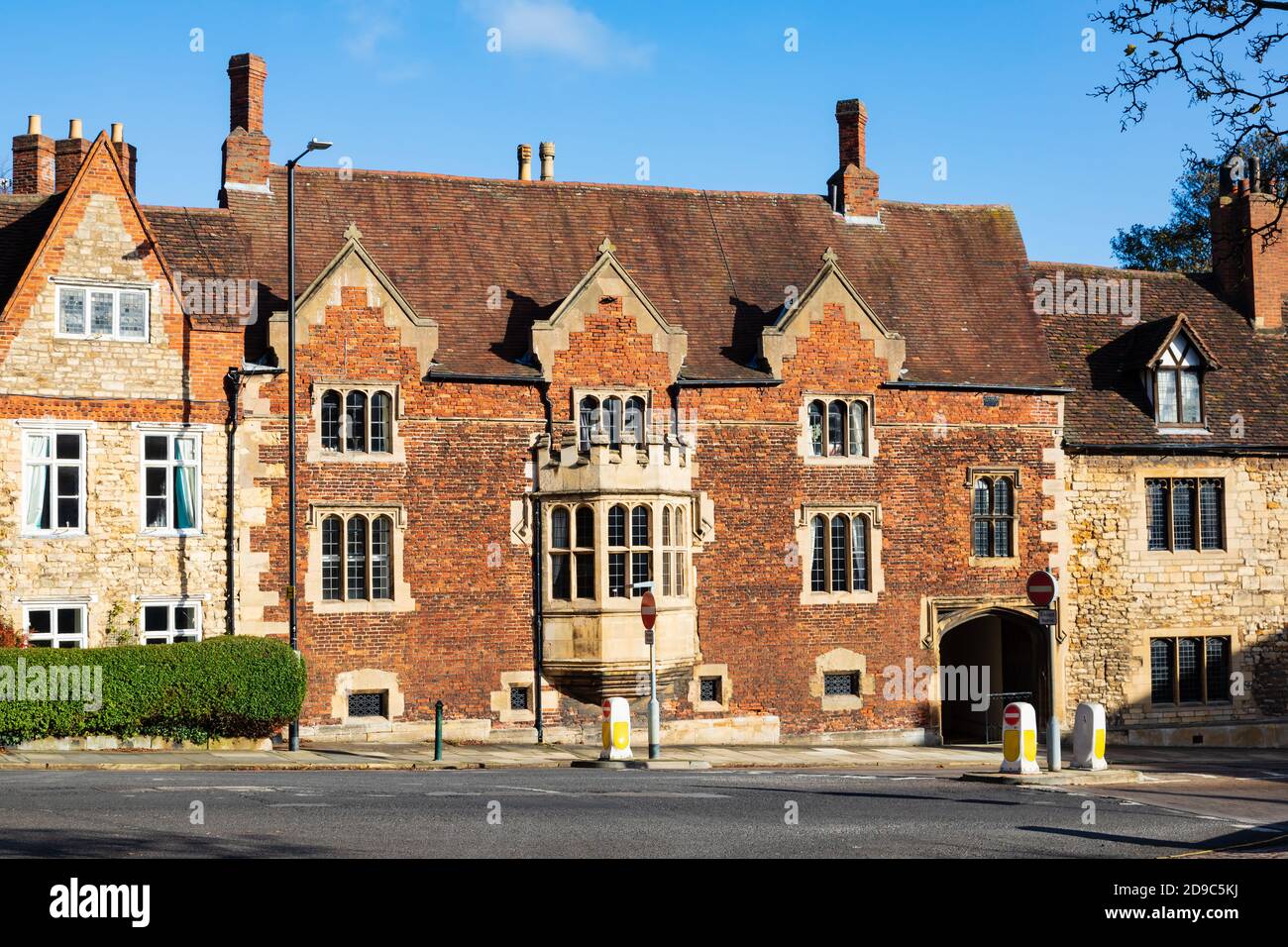 Classificato di grado 1, The Chancery House, Minster Yard, Pottergate, Lincoln, Lincolnshire, Inghilterra, Regno Unito. Foto Stock