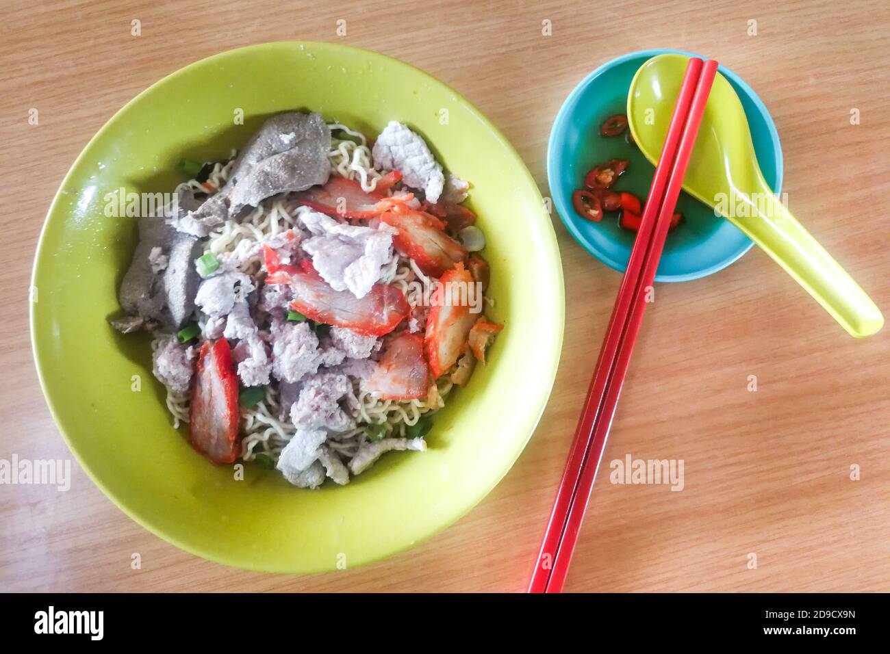 Semplice senza fronzoli Sarawak kolok mee, cibo popolare in Malesia Foto Stock