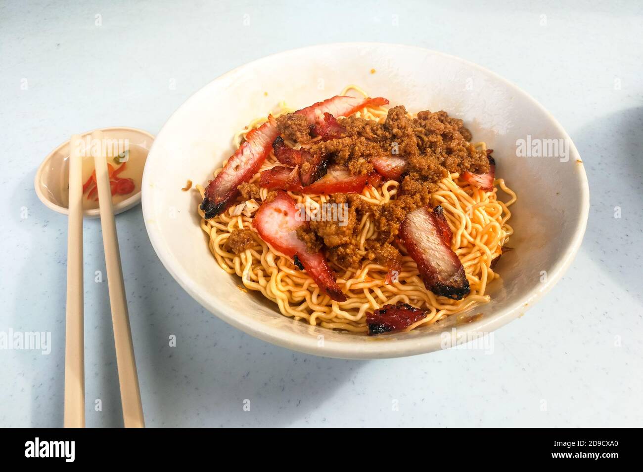 Semplice senza fronzoli Sarawak kolok mee, cibo popolare in Malesia Foto Stock