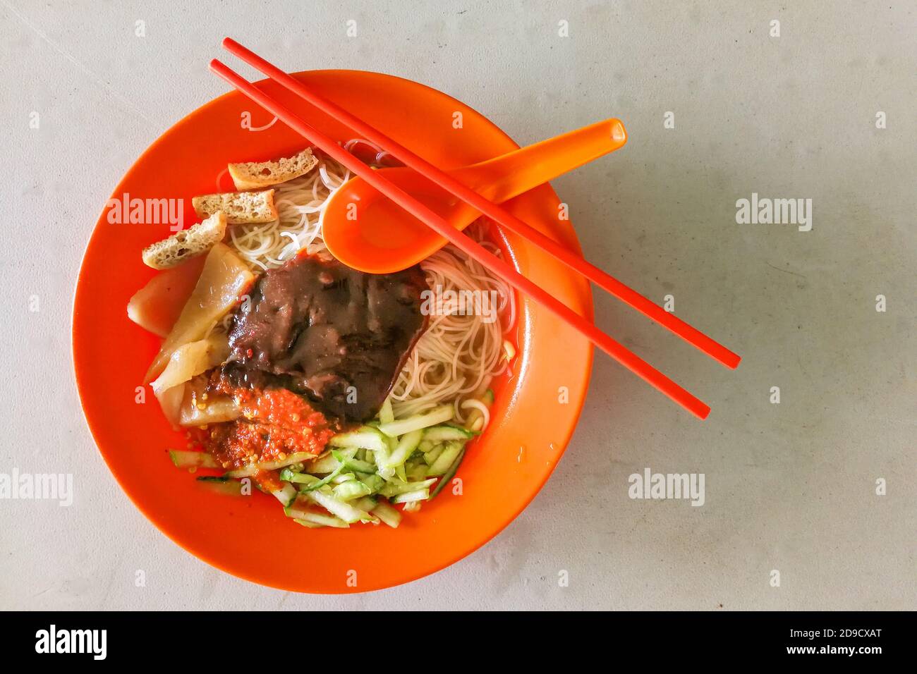 Sarawak bihun belacan con sotong, cucina popolare a Kuching Foto Stock