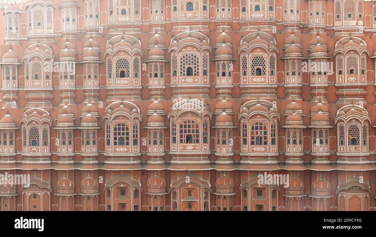 un colpo vicino di pomeriggio del palazzo di hawa mahal a jaipur, india Foto Stock