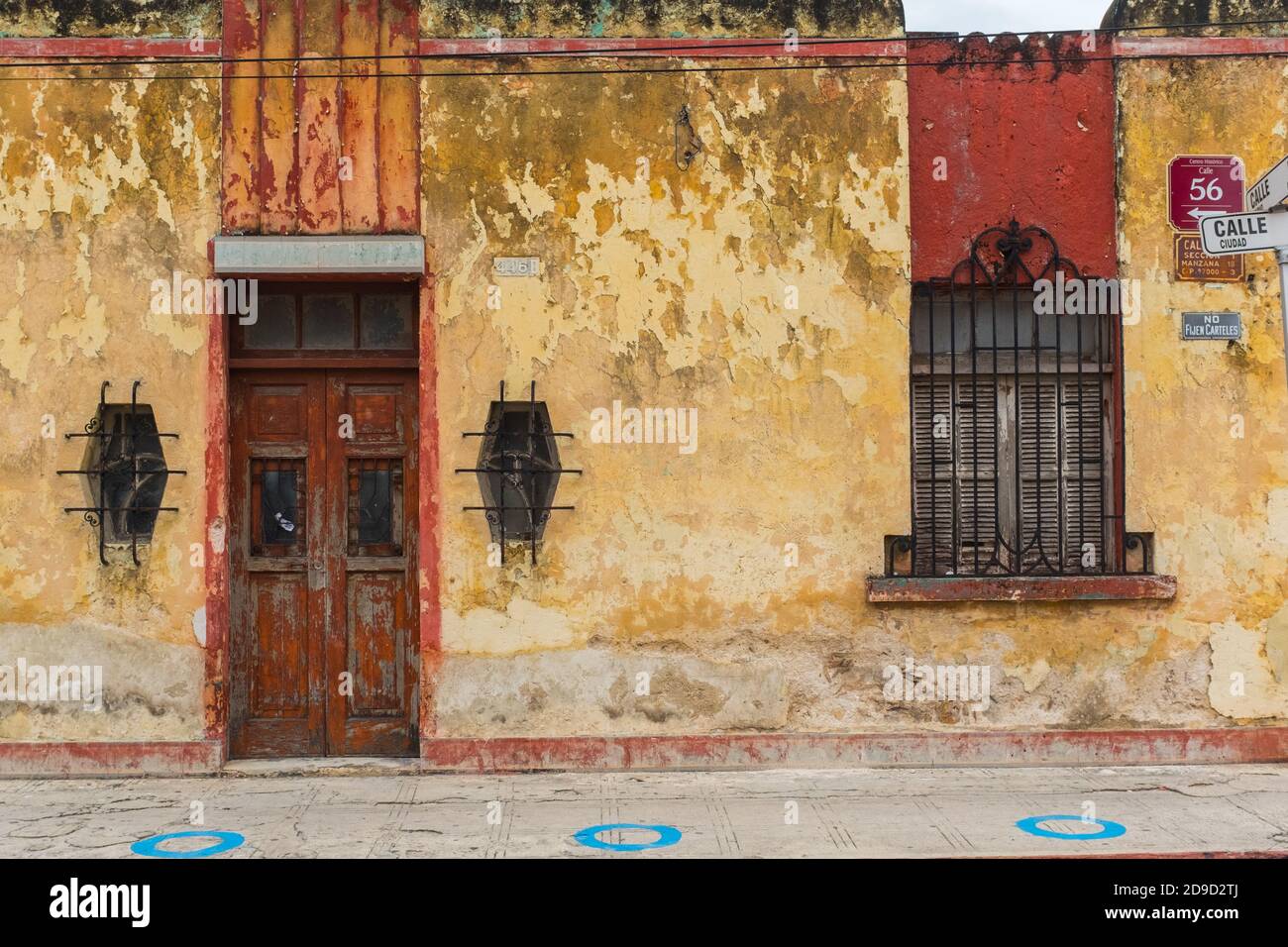 Casa decaduta, Centro di Merida, Yucatan, Messico Foto Stock