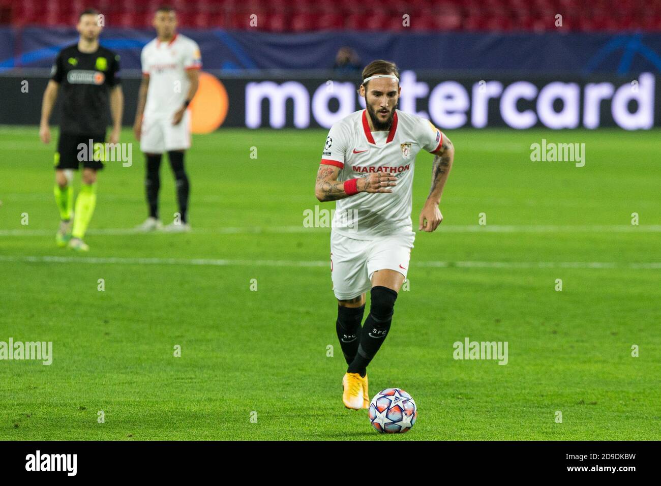 Nemanja Gudelj di Siviglia durante la UEFA Champions League, Group Stage, Group e Football Match tra Sevilla FC e FK Krasnodar il 4 novembre, 2 P. Foto Stock