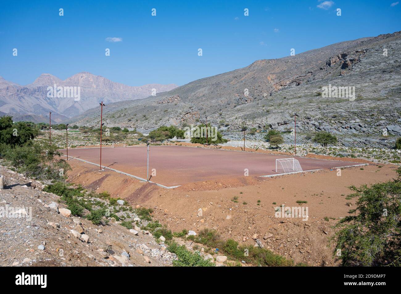 Campo di calcio in un villaggio del Sultanato di Oman Foto Stock