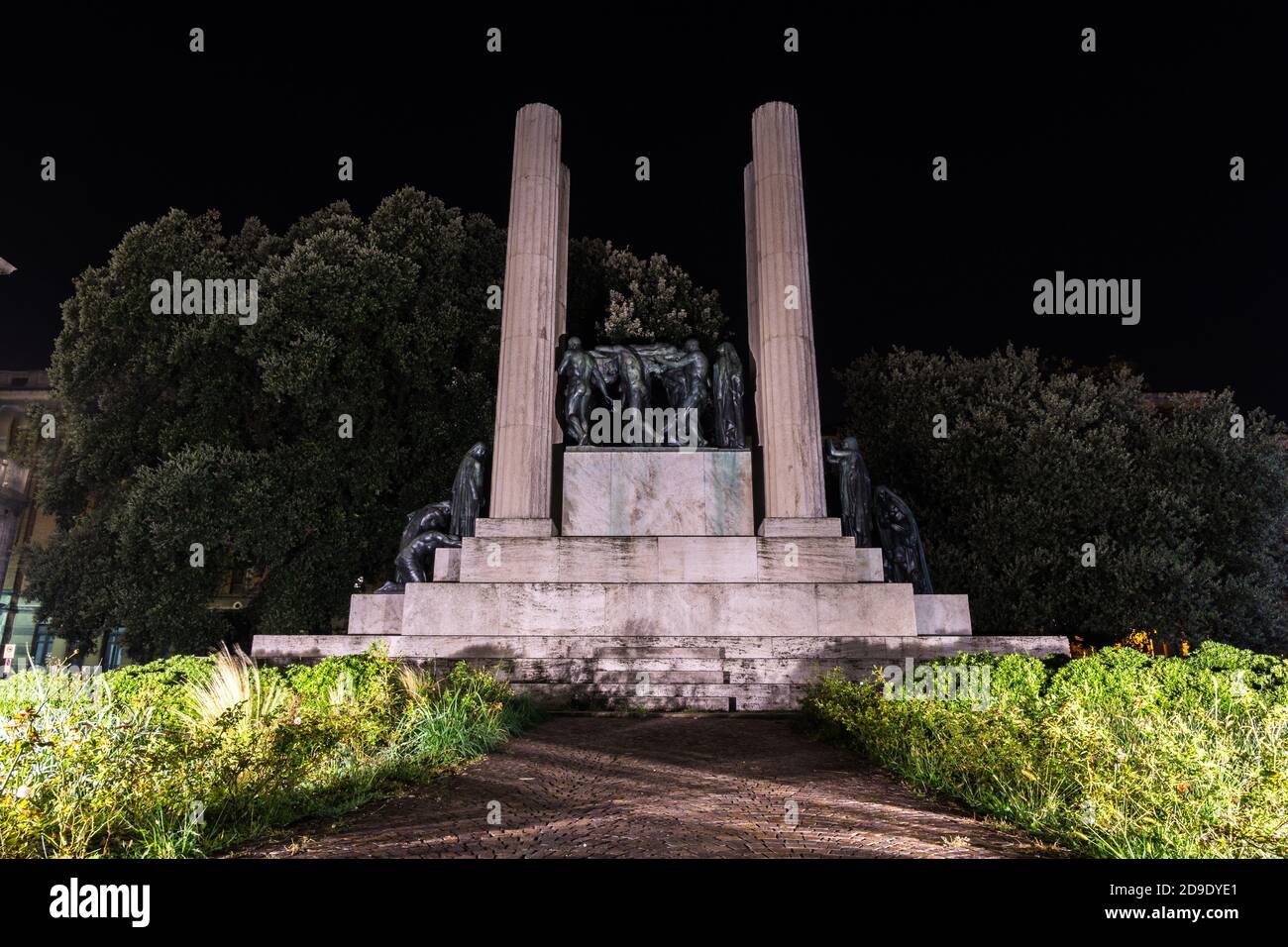 Monumento Ai Caduti Italia Immagini e Fotos Stock - Alamy